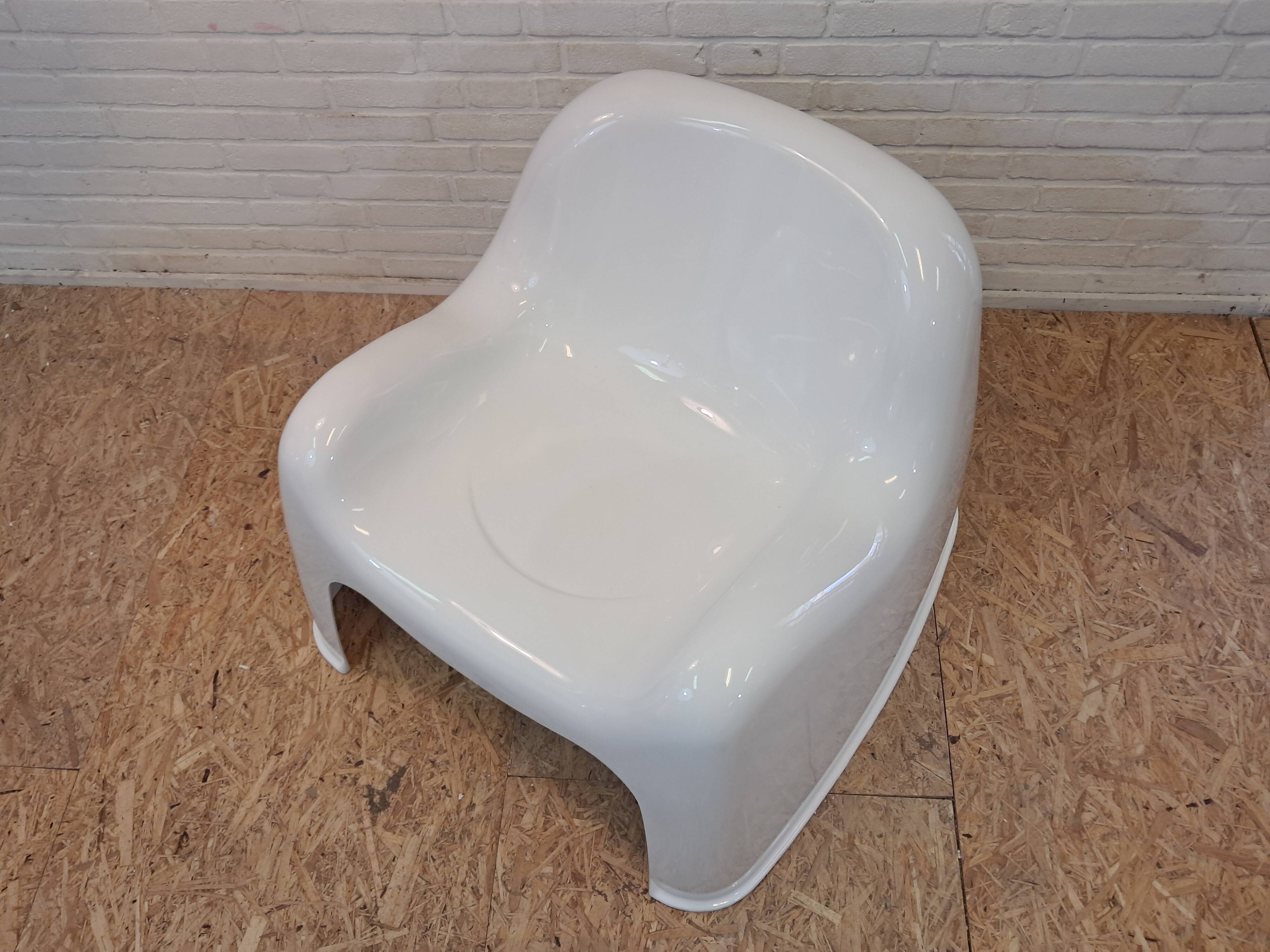 Toga Chair, Sergio Mazza