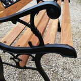 Bench in cast iron and wood