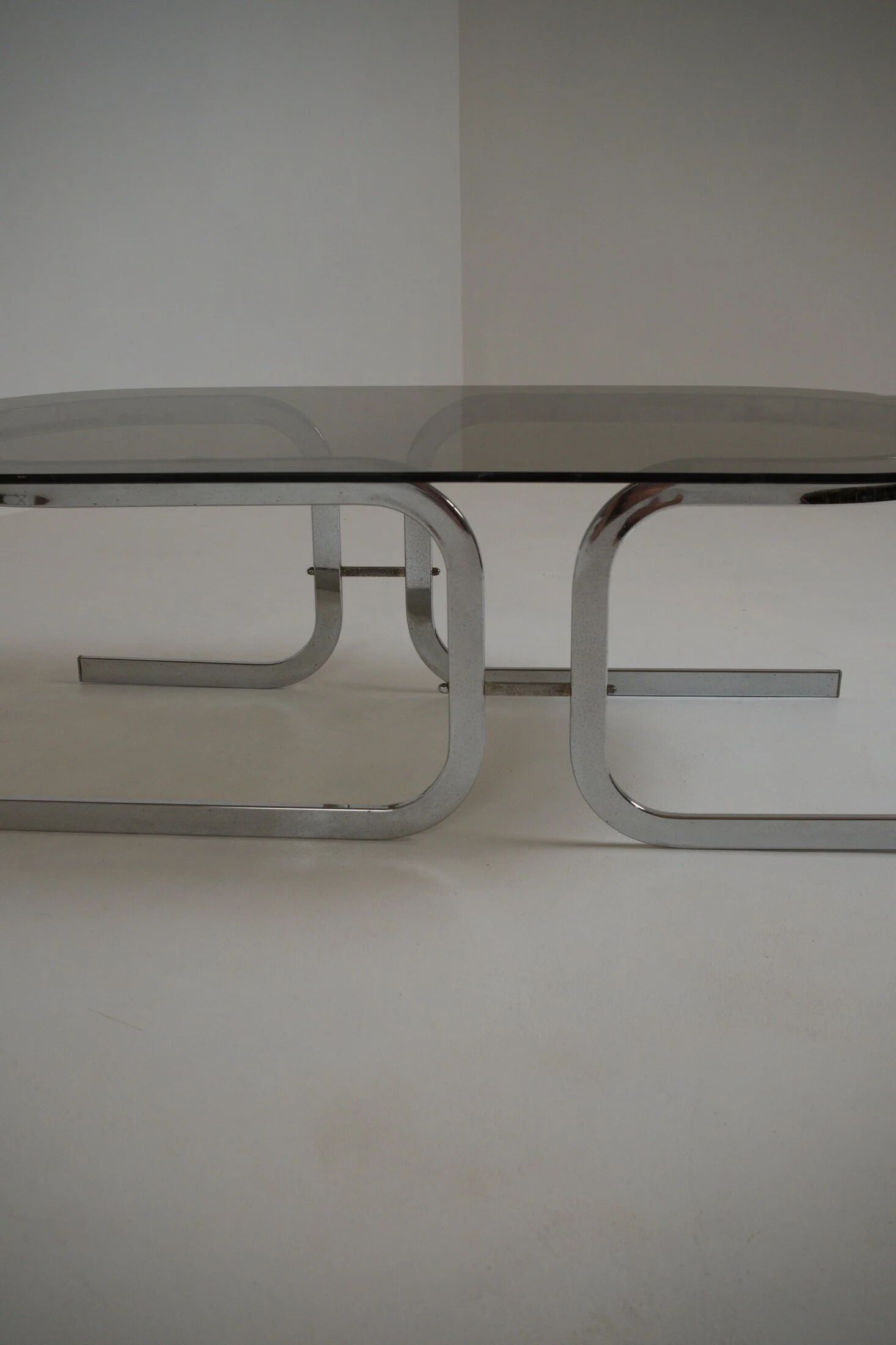 Table basse d'inspiration space age, années 1970