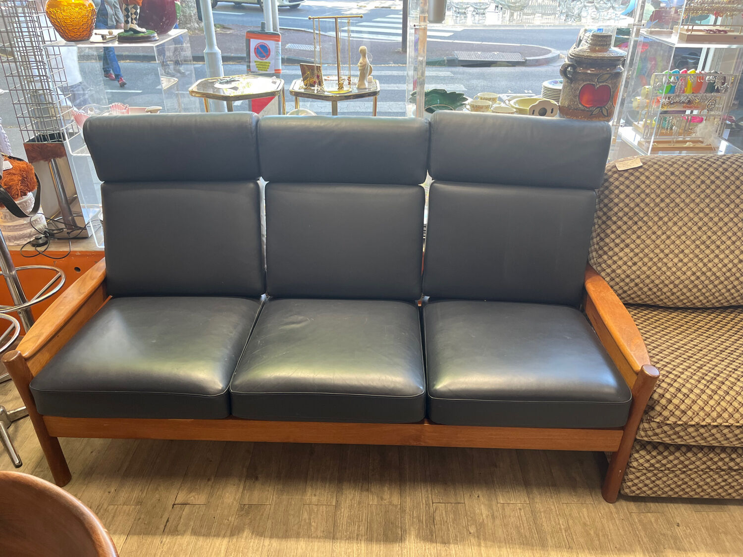 Scandinavian bench in solid teak and faux leather 1970