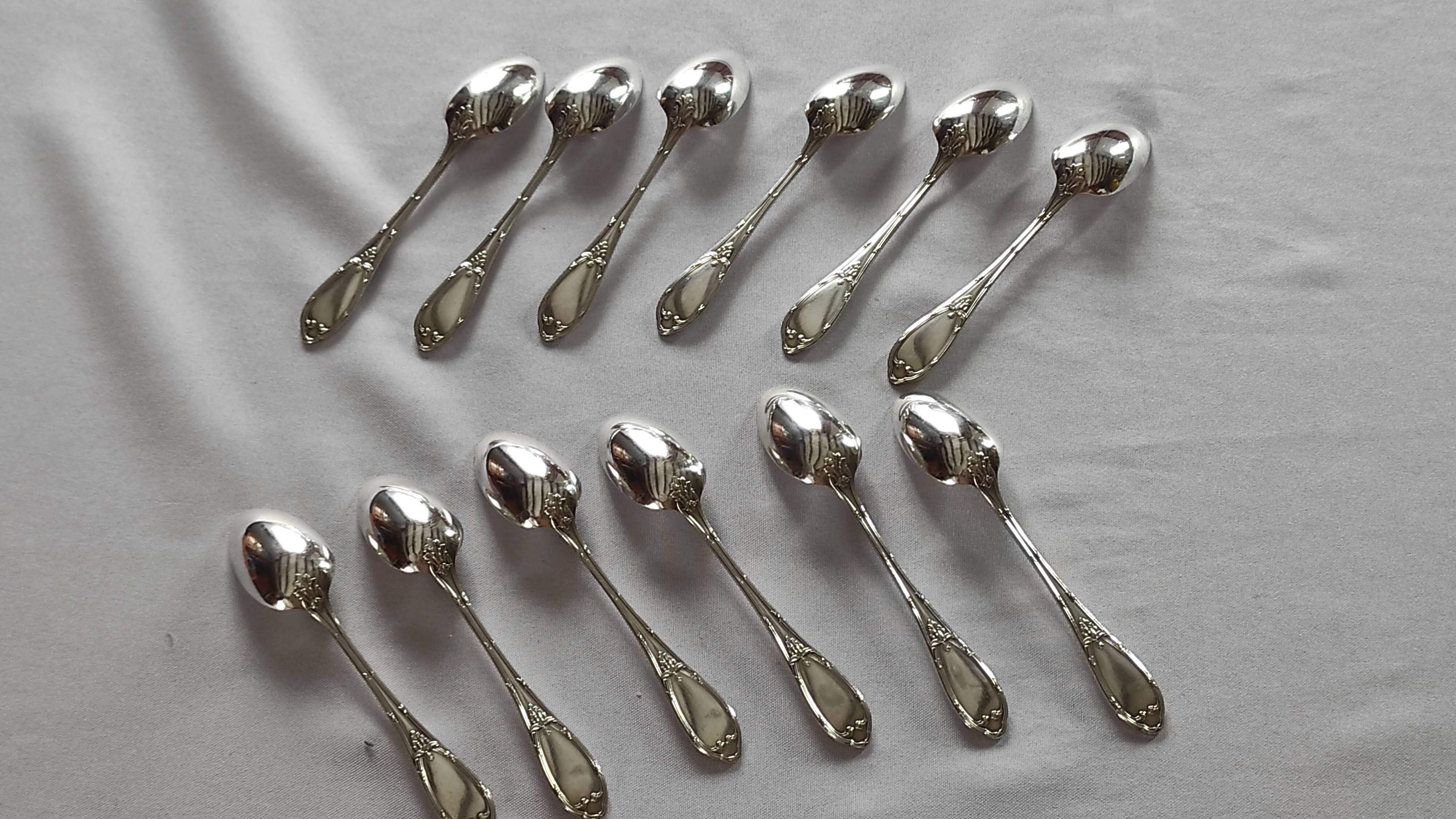 12 silver-plated metal teaspoons by Félix Frères