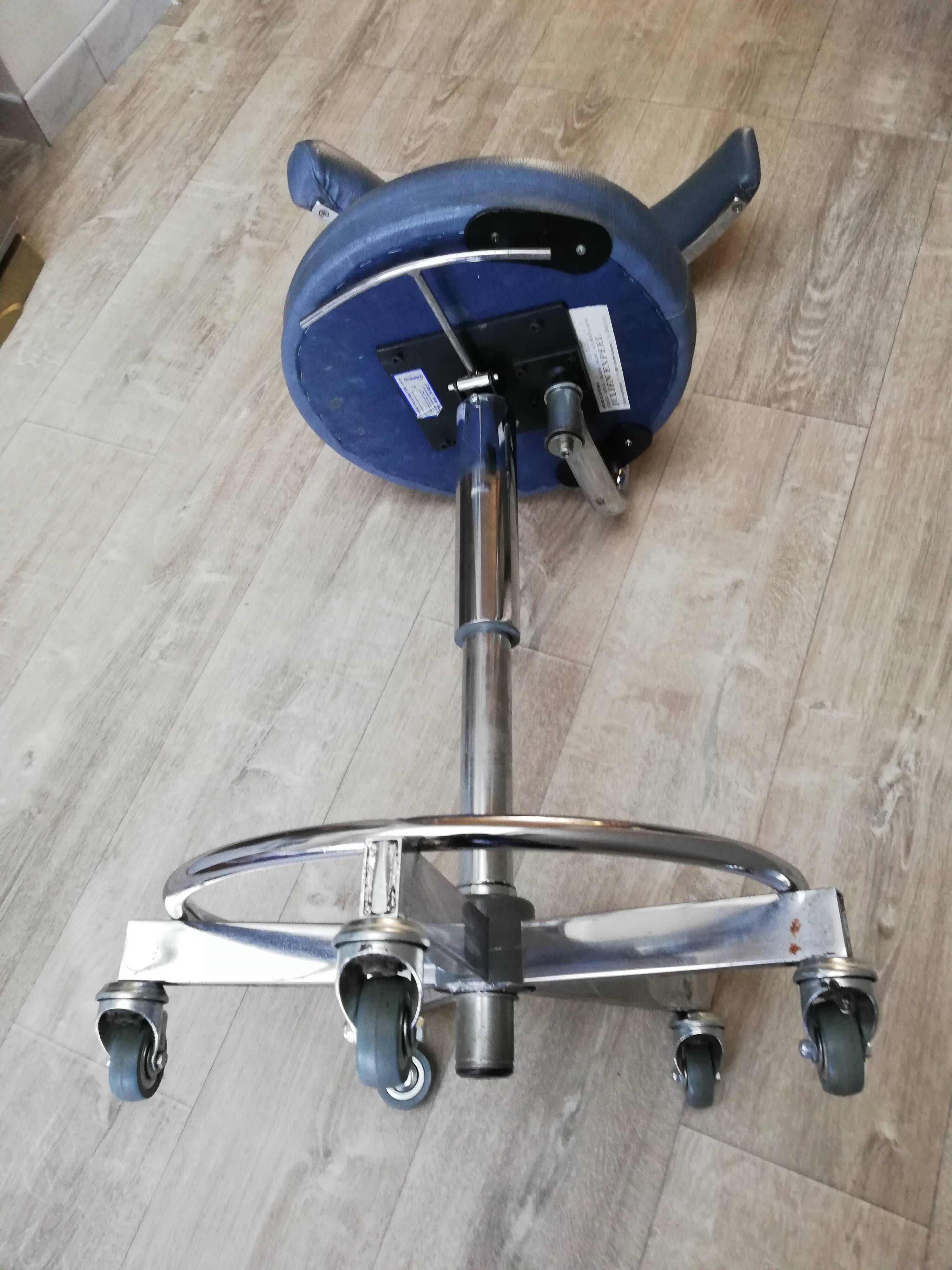 Coburg brand dentist Chair professional wheeled armchair