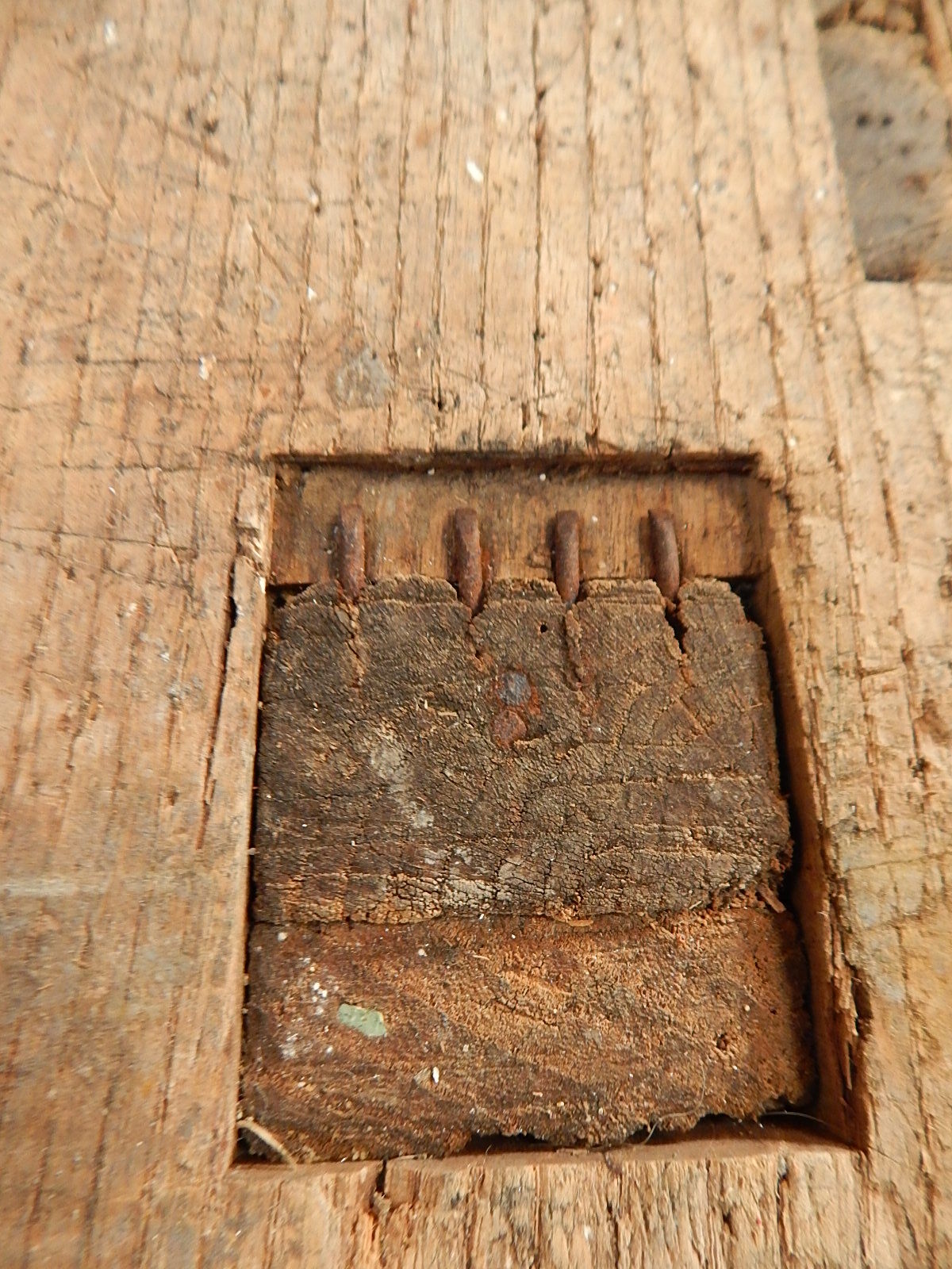 Former long carpenter workbench 233