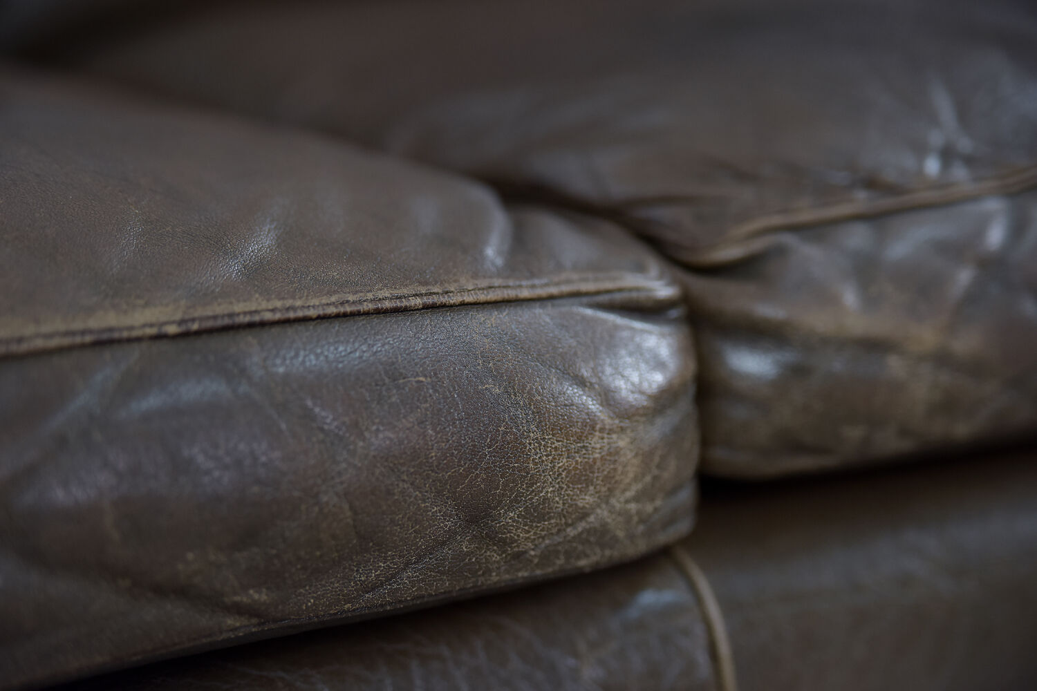 Mid-Century Modern Vintage Leather Cromwell Sofa by Arne Norell, 1960s