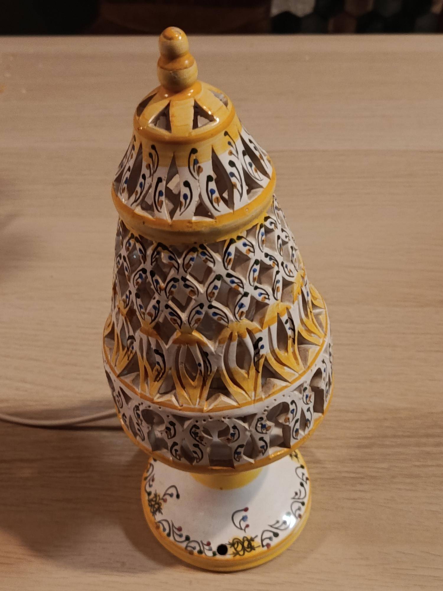 Vintage night light in perforated terracotta - Hand-painted