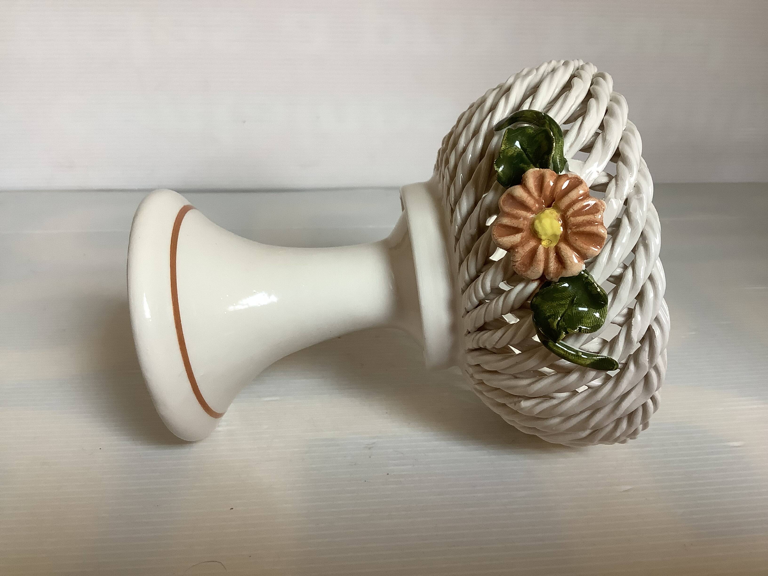 Braided ceramic ring pocket emptier