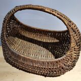 Wicker gondola basket