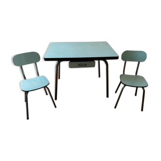 formica table and chairs