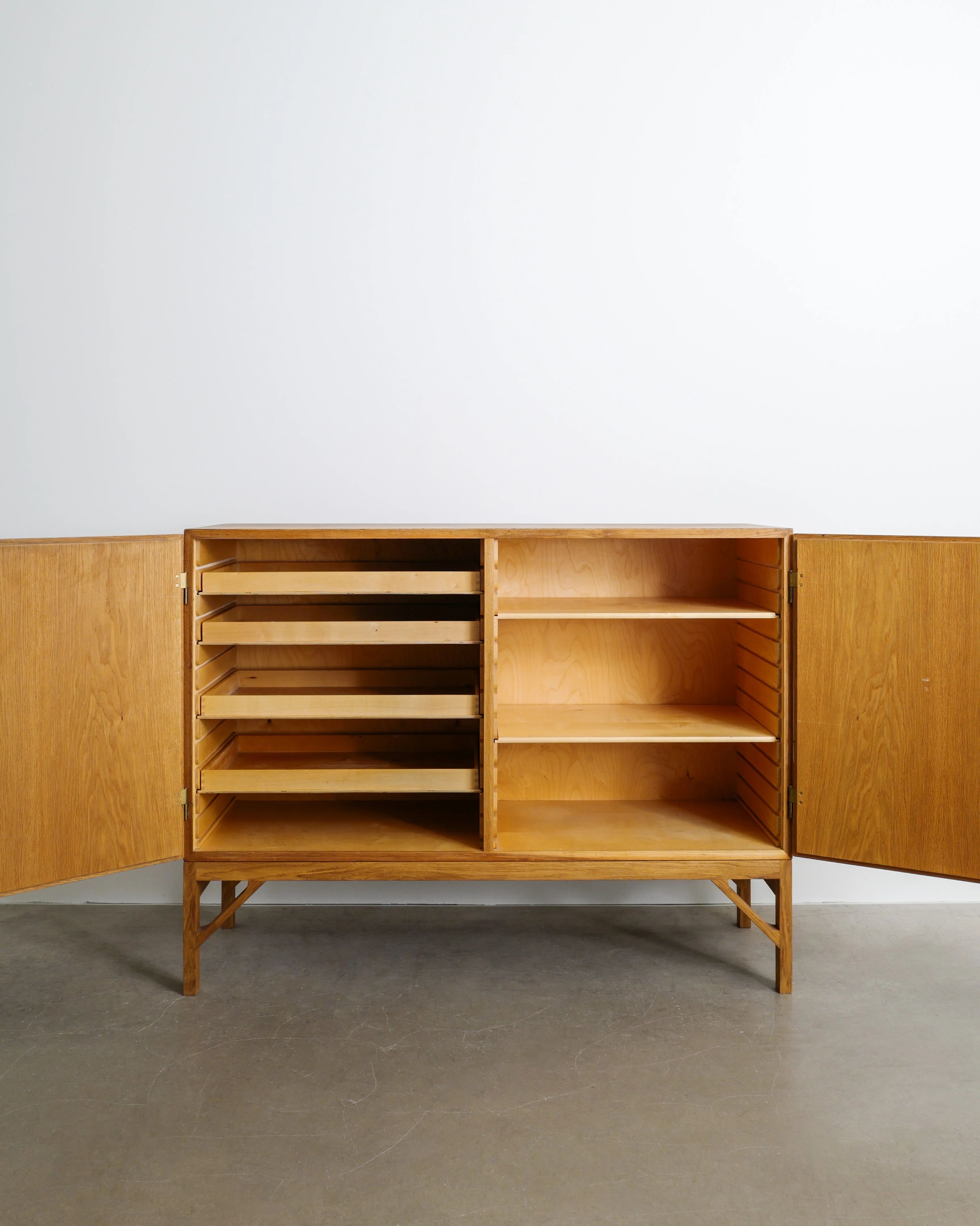 BØRGE MOGENSEN WOODEN "232" SIDEBOARD IN OAK, 1960s