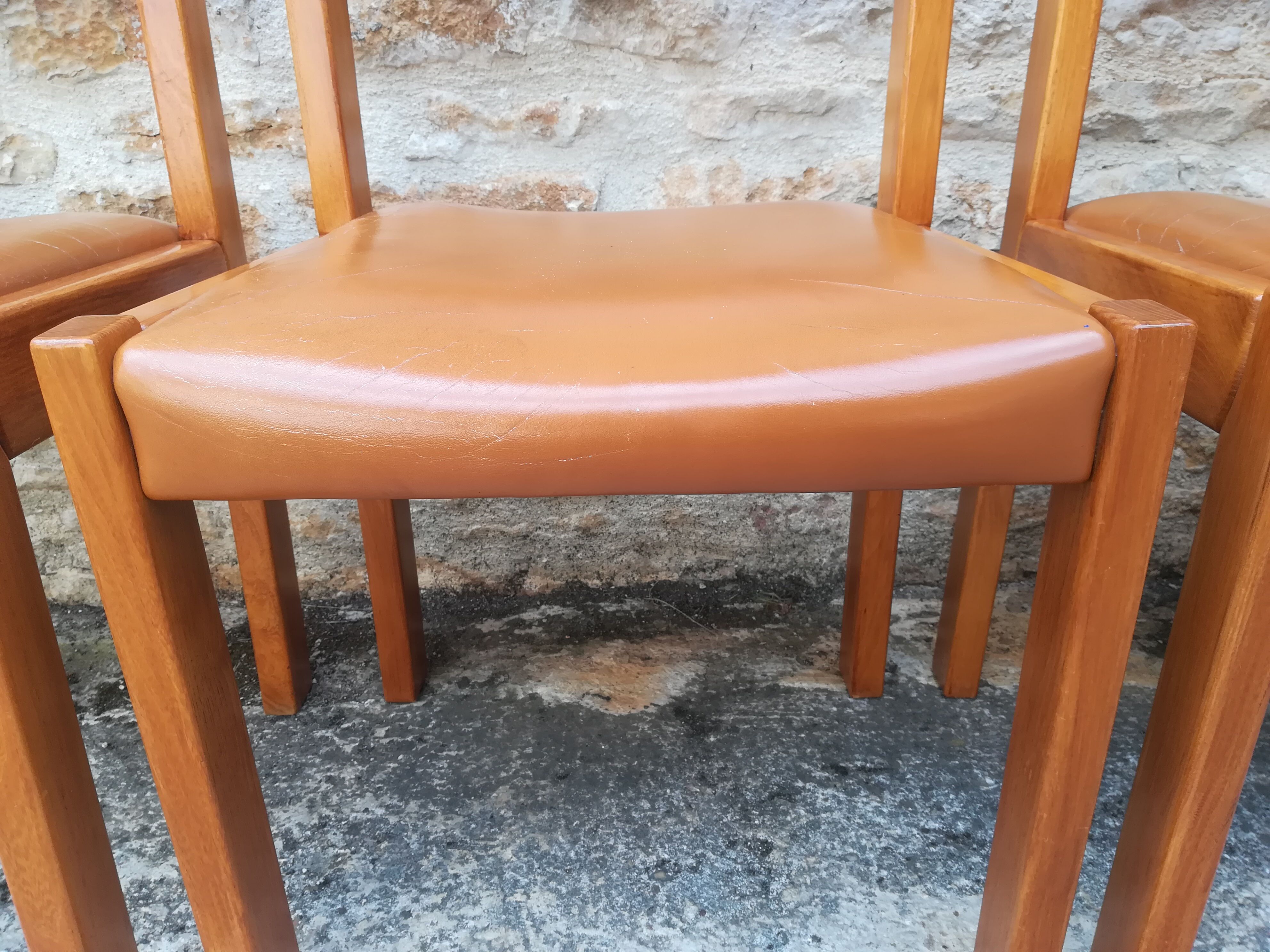 Maison Regain chairs in elm and leather