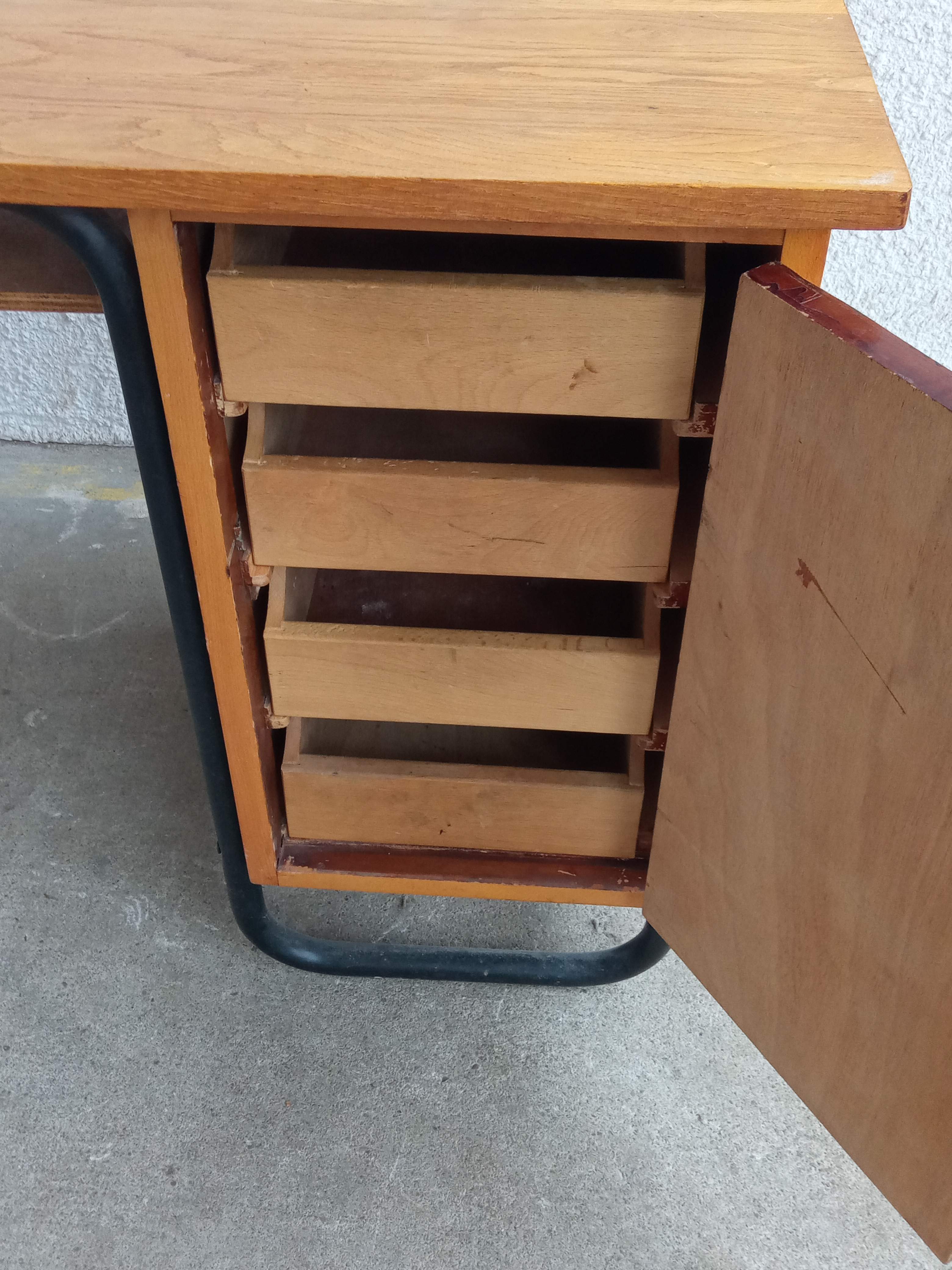 Mobilor S22 design desk