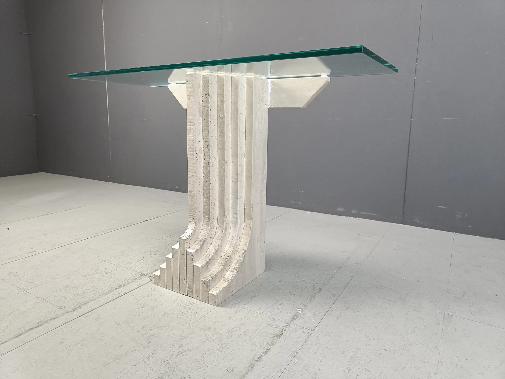 Table console en travertin vintage dans le style de Carlo Scarpa, années 1970.