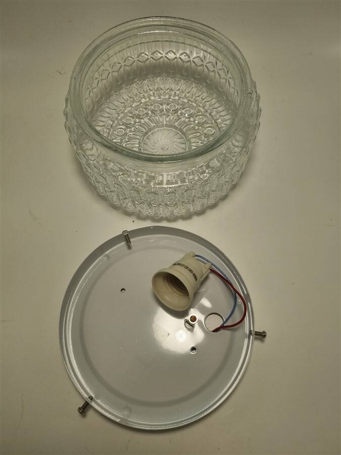 Small ceiling light