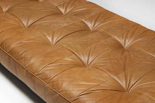 Banquette-lit DS80 de De Sede en cuir cognac, Suisse, années 1970