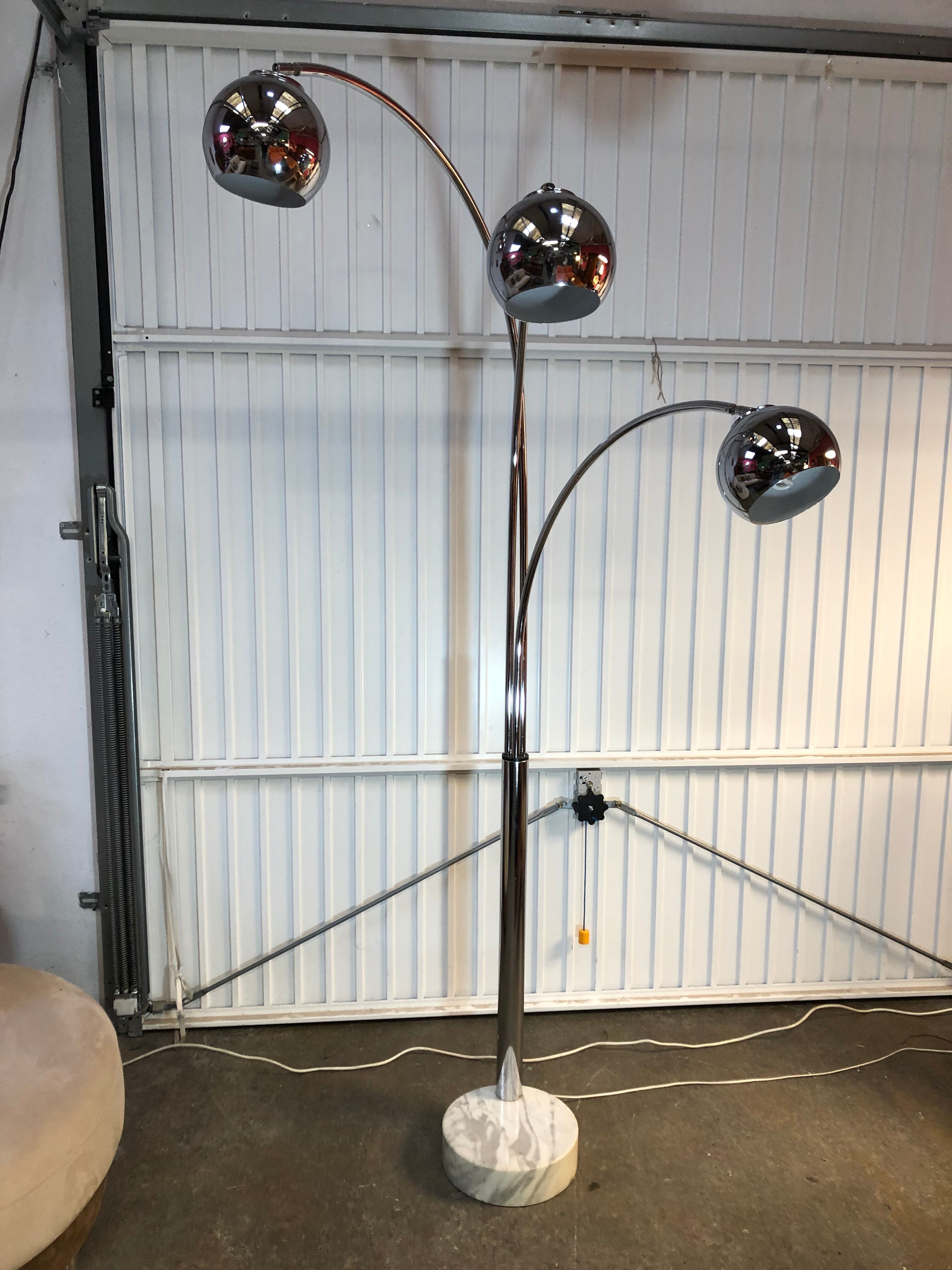 floor lamp lily of the valley design goffredo reggiani 1970