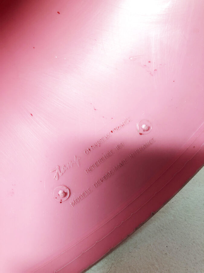Pink and white "Tam Tam" stool, 1970