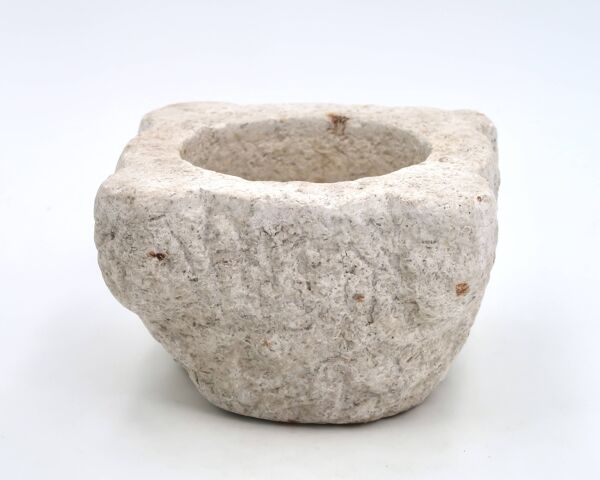 Mortier brutaliste taillé dans le pierre, XIXème siècle