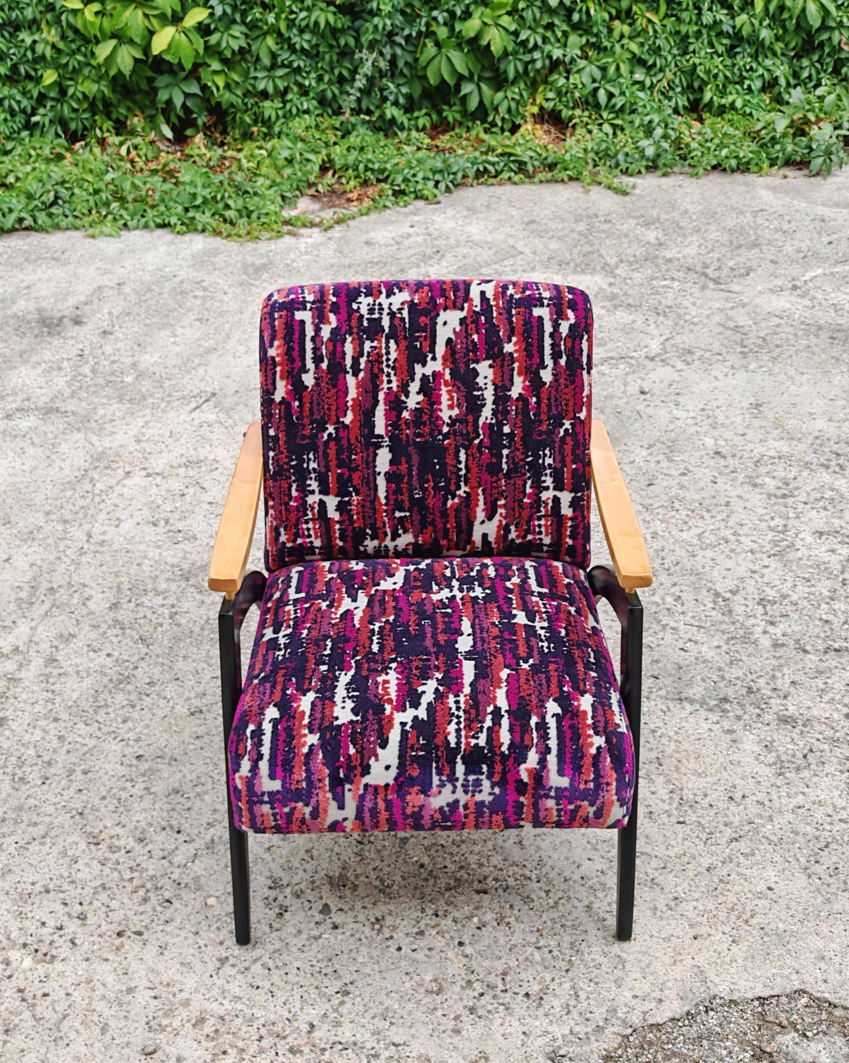 Pair of Mid Century Modern Gazelle armchairs