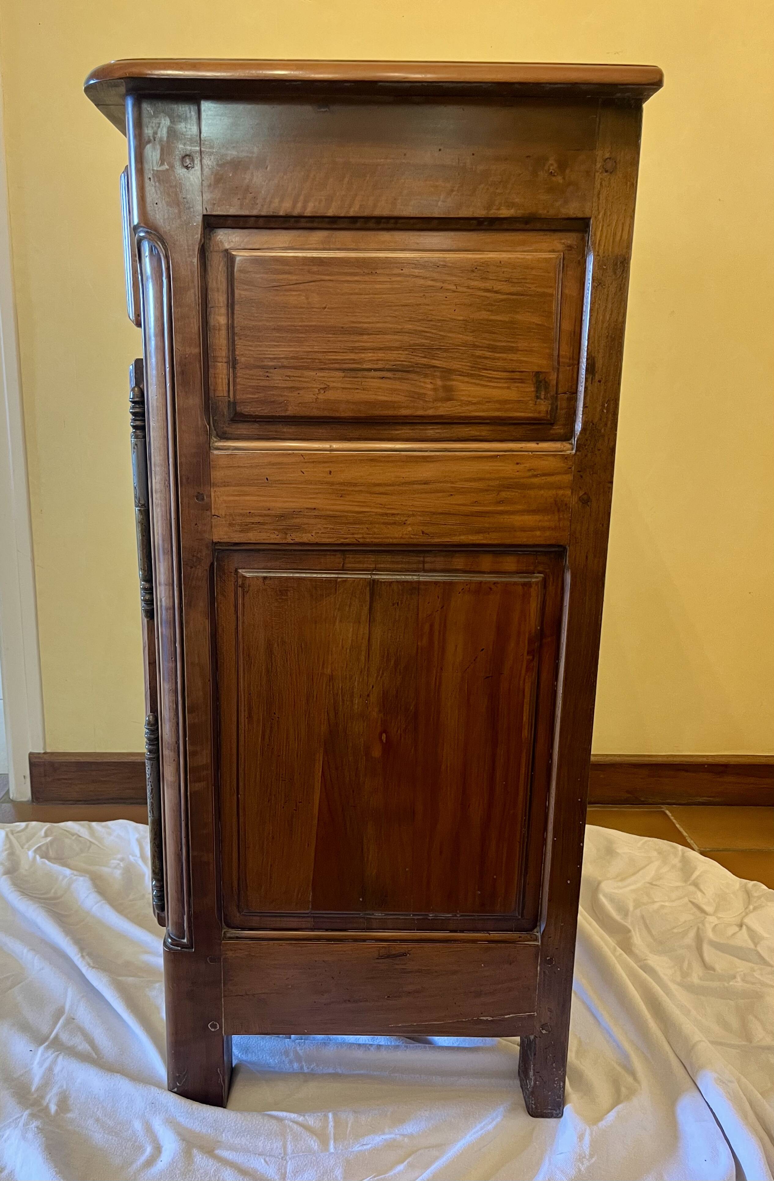 Buffet en bois massif, 1 porte, 1 tiroir