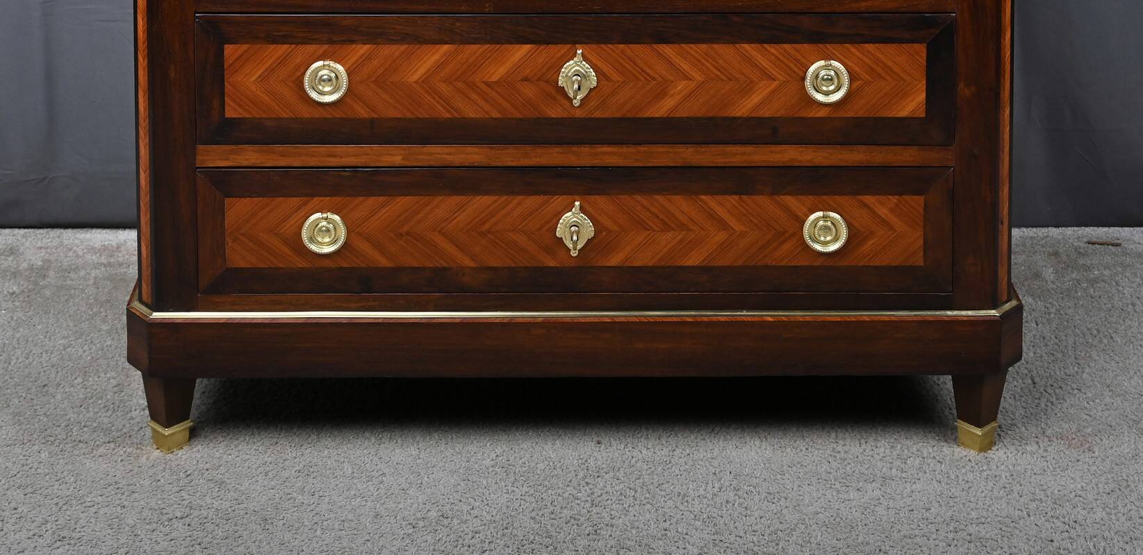 Rosewood and rosewood marquetry commode, Louis XVI style – late 19th century