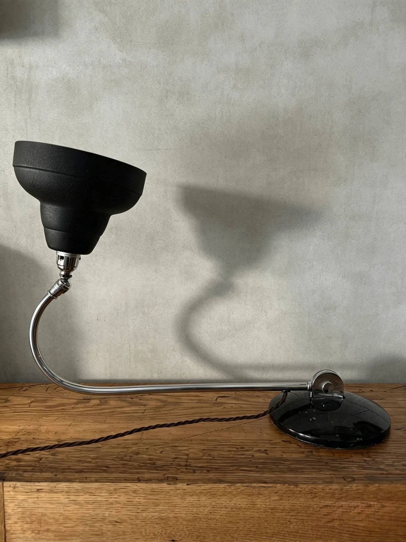 Lampe de table Bestlite des années 1930 par Robert Dudley Best