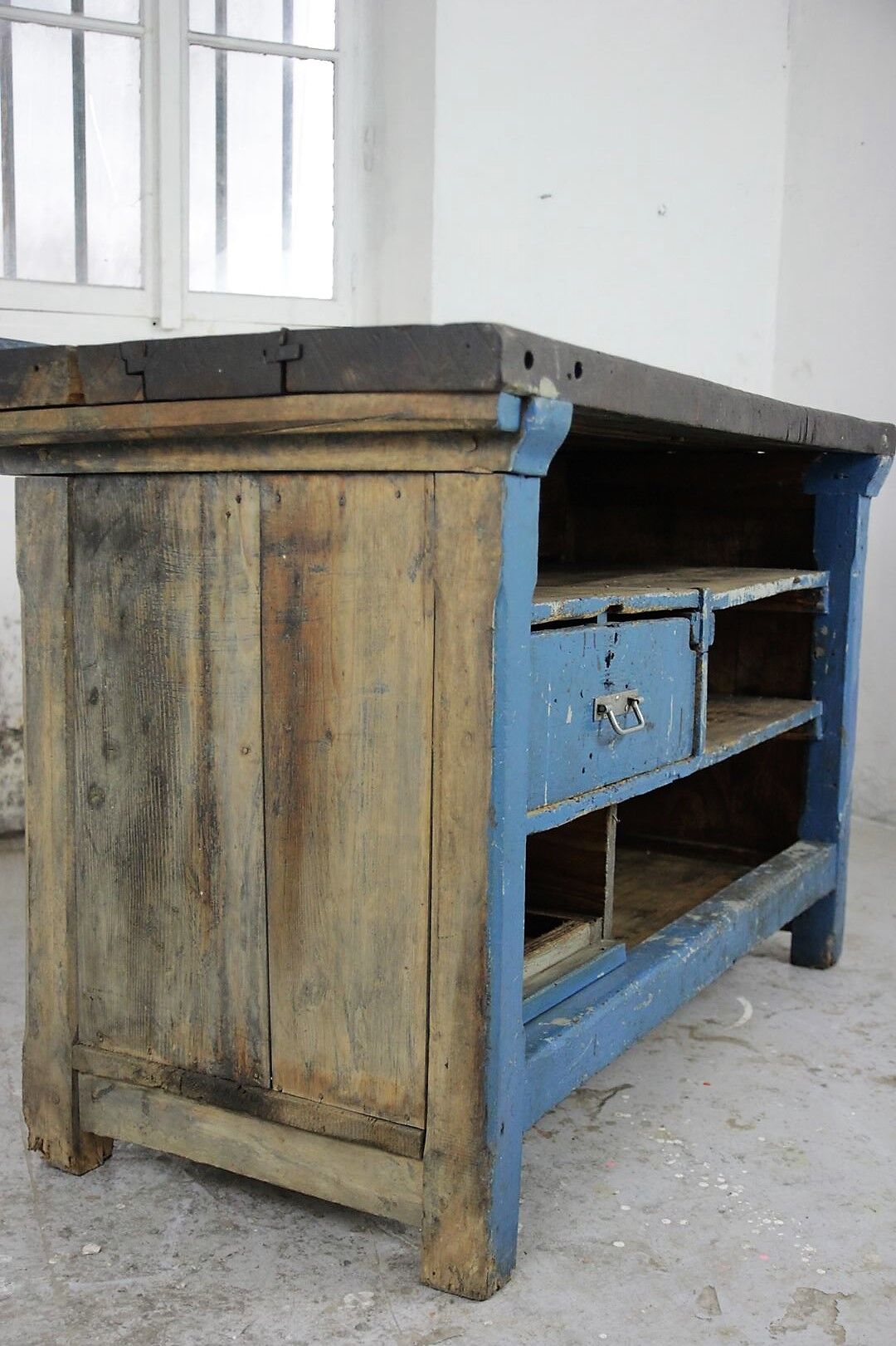 Industrial workbench in oak