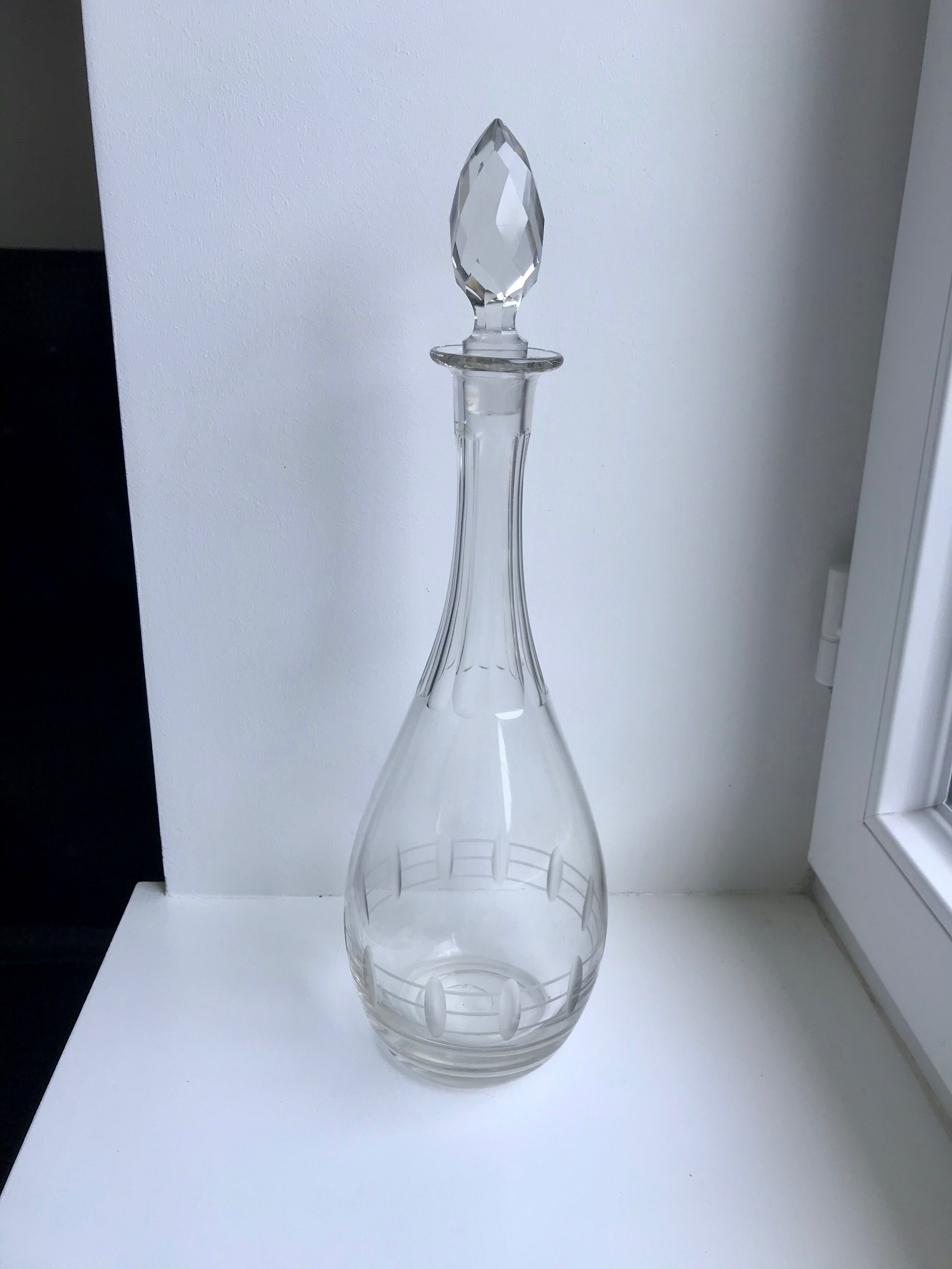 Engraved crystal wine decanter 20s-30s