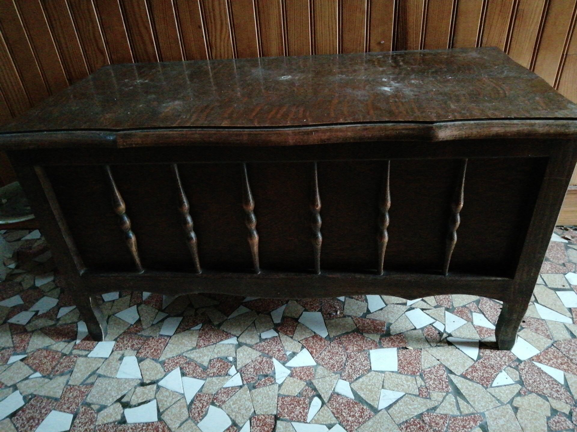Vintage (toy) box