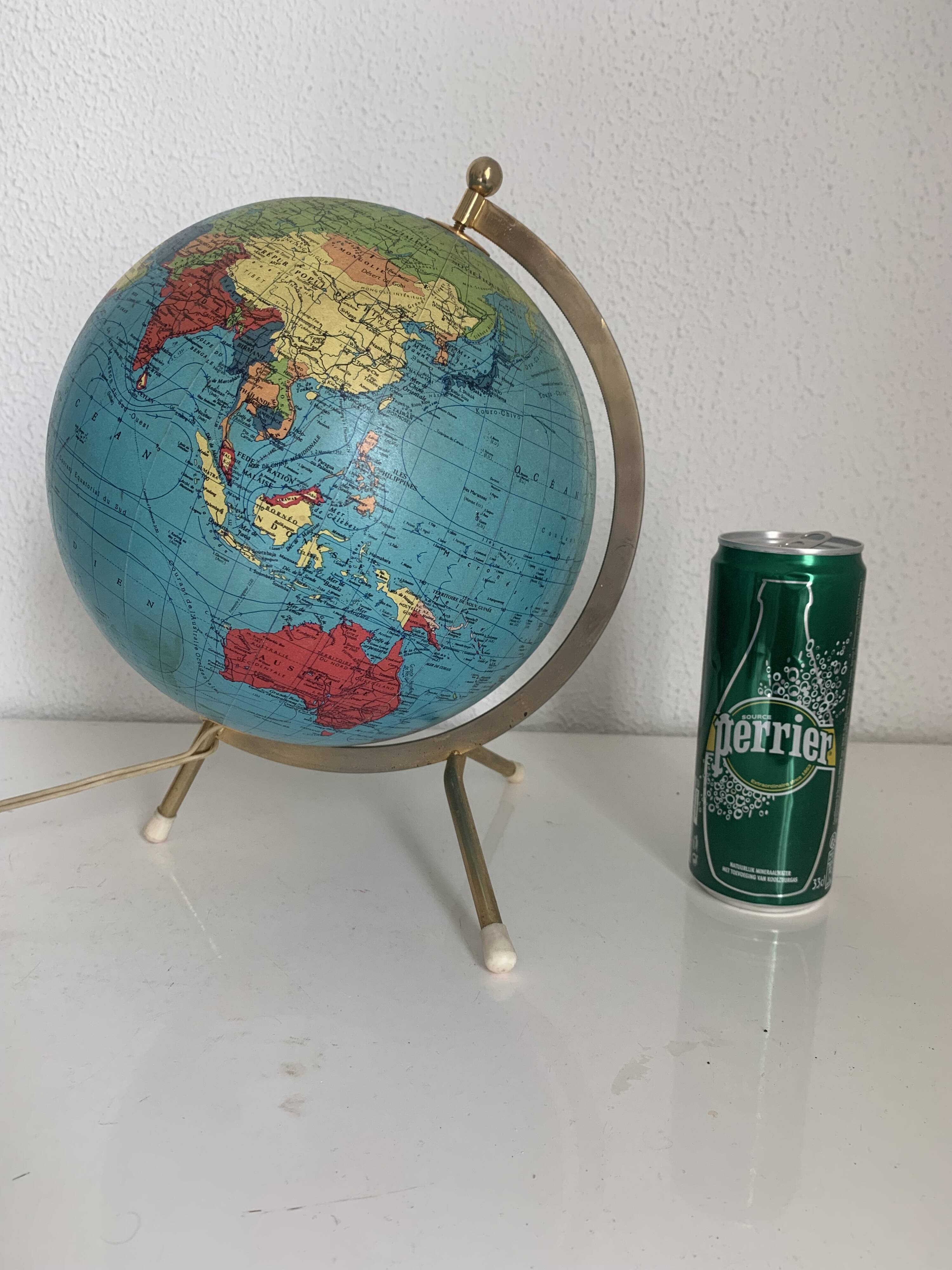 Globe vintage 1963 terrestrial Taride tripod glass world map - 28 cm