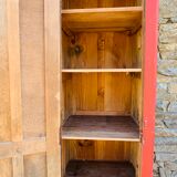 Red cloakroom 1 door