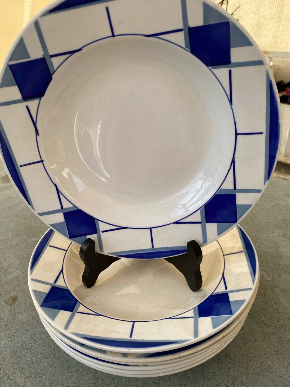 Many faience plates from Digoin Sarguemines, model Efel.