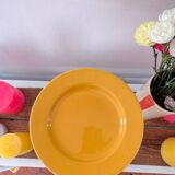 Set of 4 yellow dessert plates