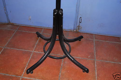 Coats Parrot wooden door