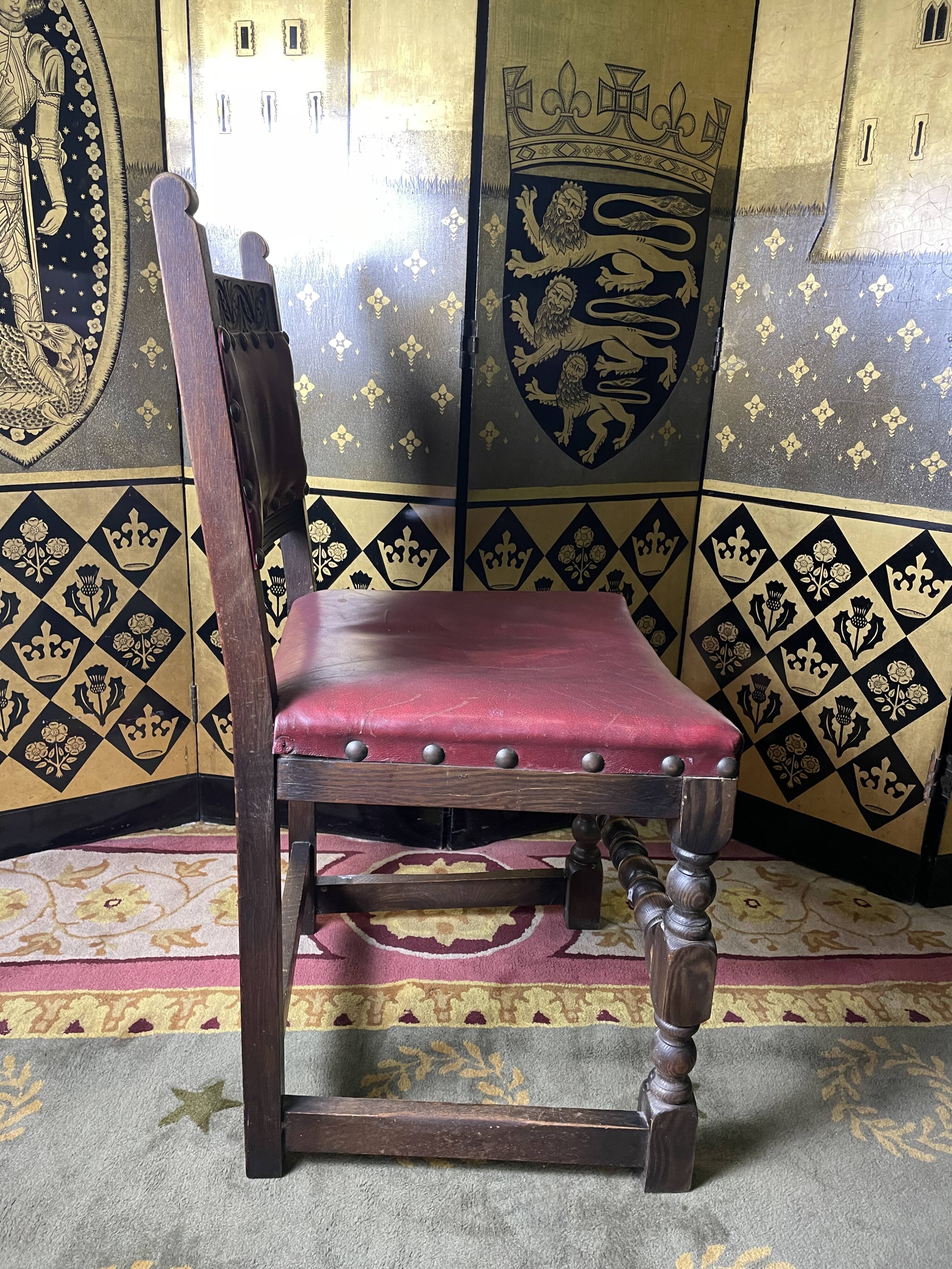 Suite 4 chairs in oak and red leather