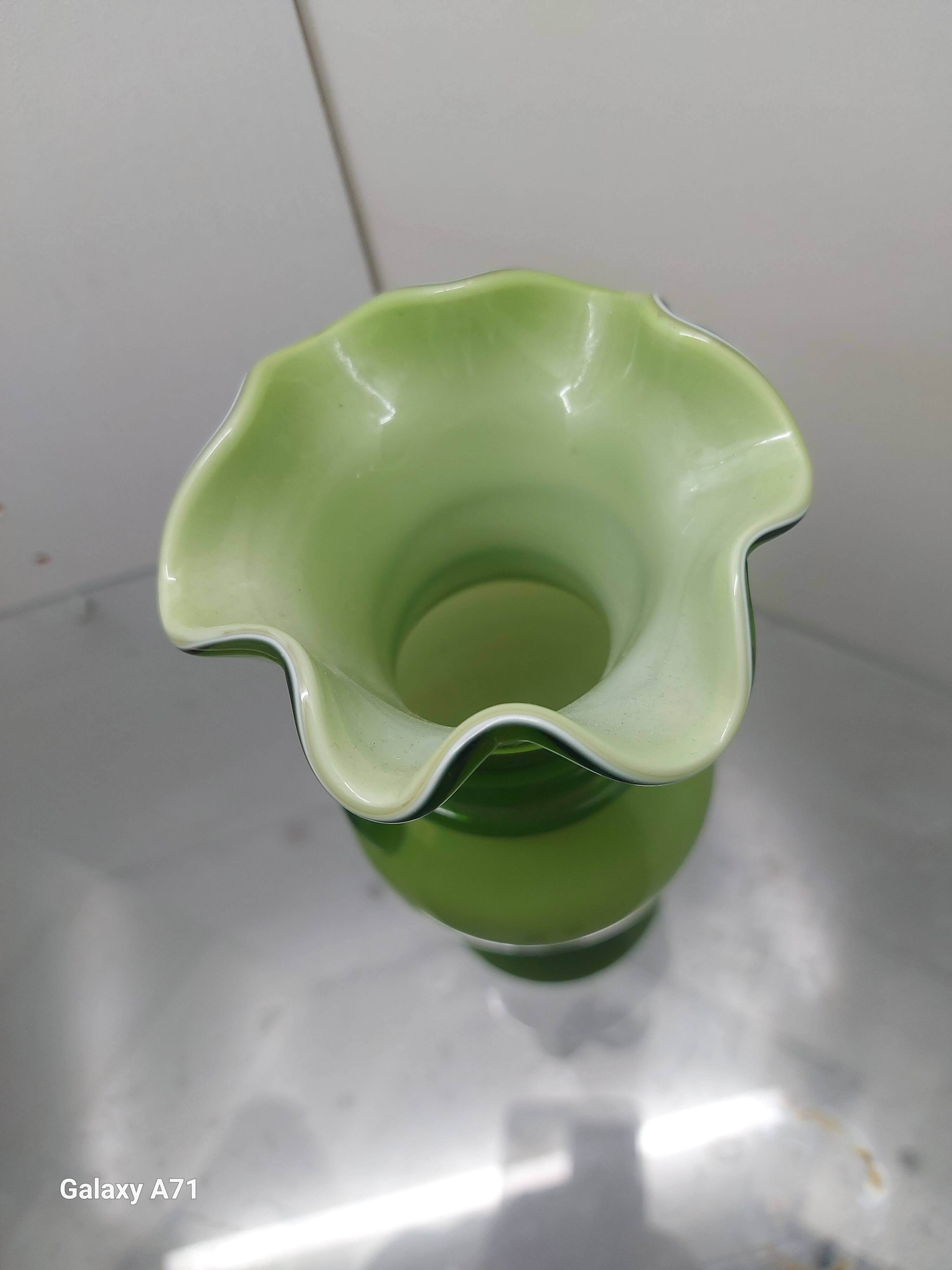 Vase verre soufflé style murano