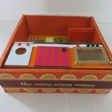 Kitchen doll, child in tole 70s