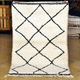 Beni Ouarain diamond rug New