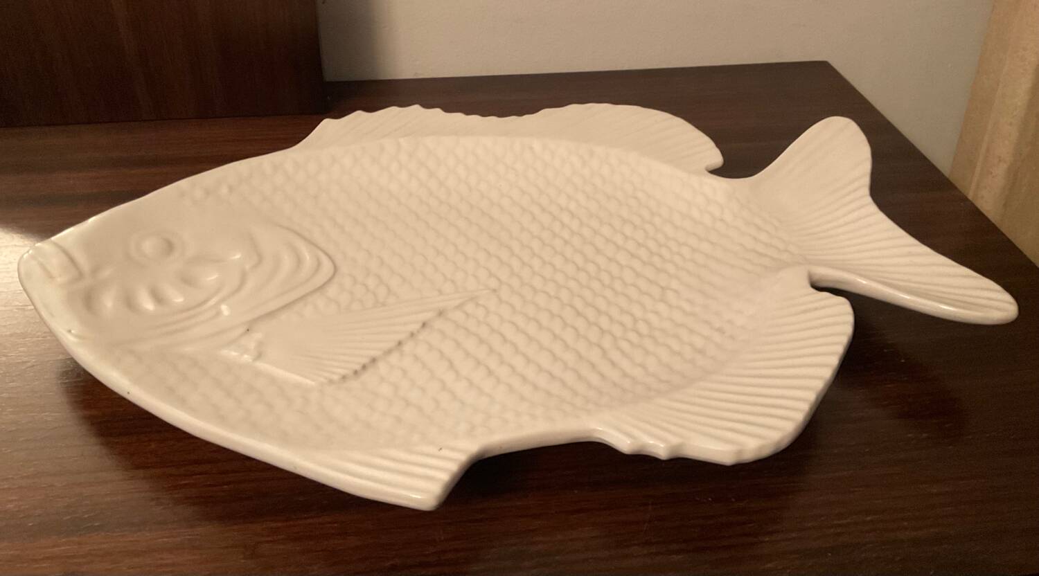 Large vintage ceramic fish dish