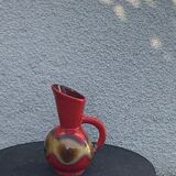 Cruche, pichet carafe en céramique émaillée rouge et beige design et vintage