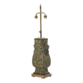 Lampe de table de style Billy Haines en bronze patiné "vert de gris" 1960s