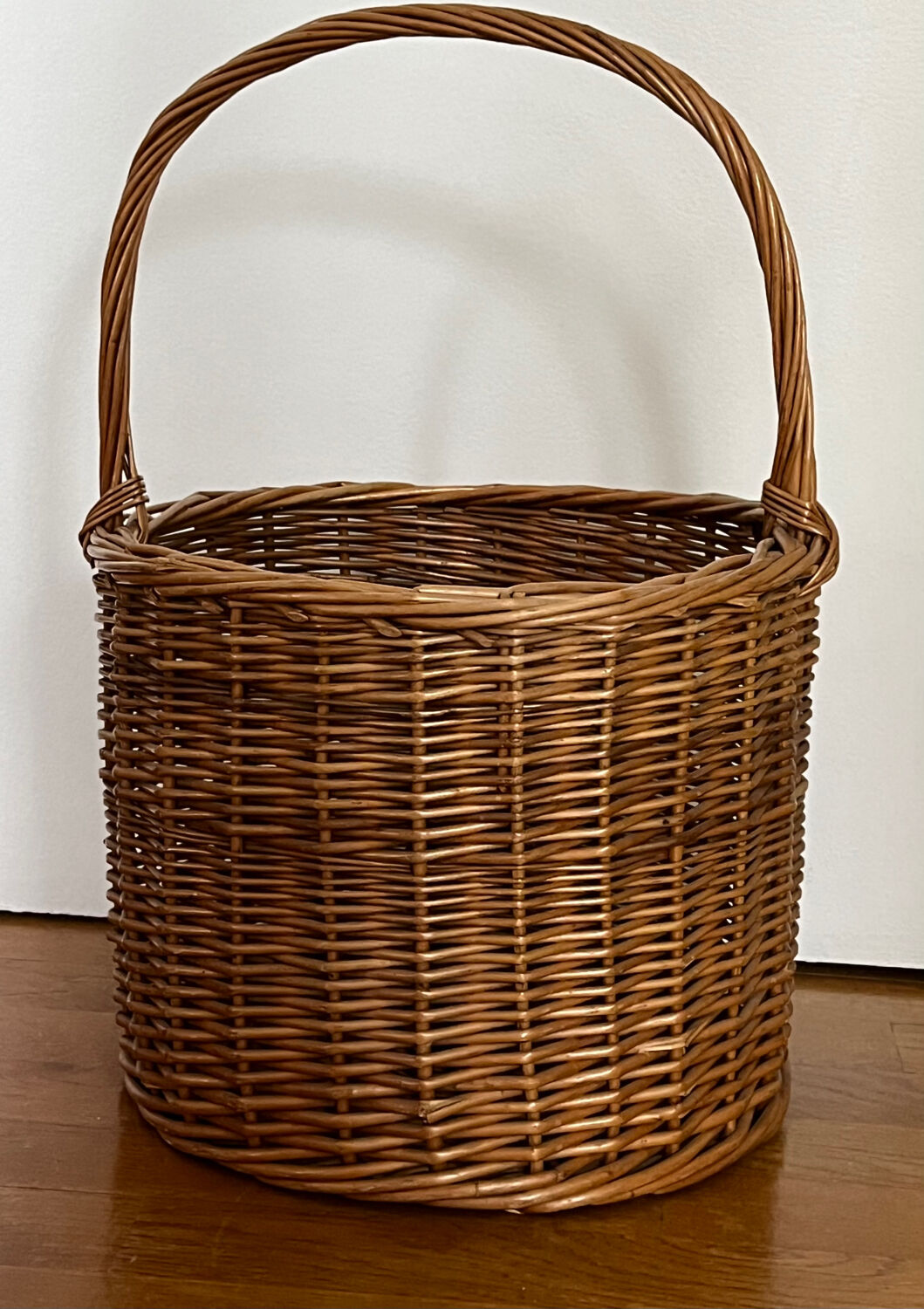 Wicker basket