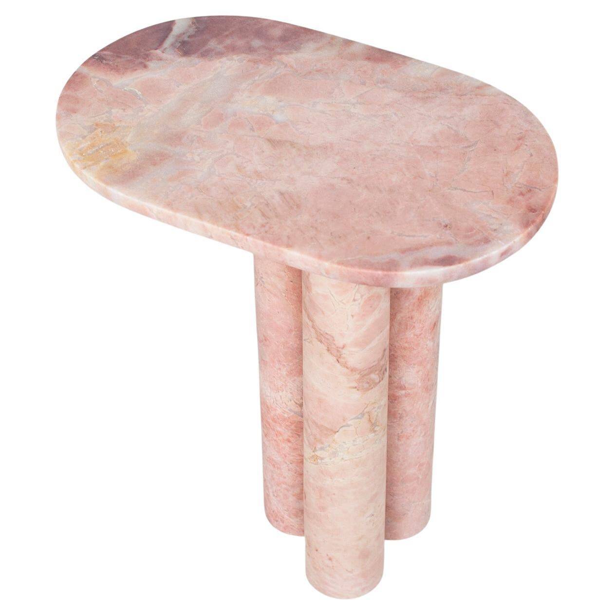 Oval side table in pink marble Trio II