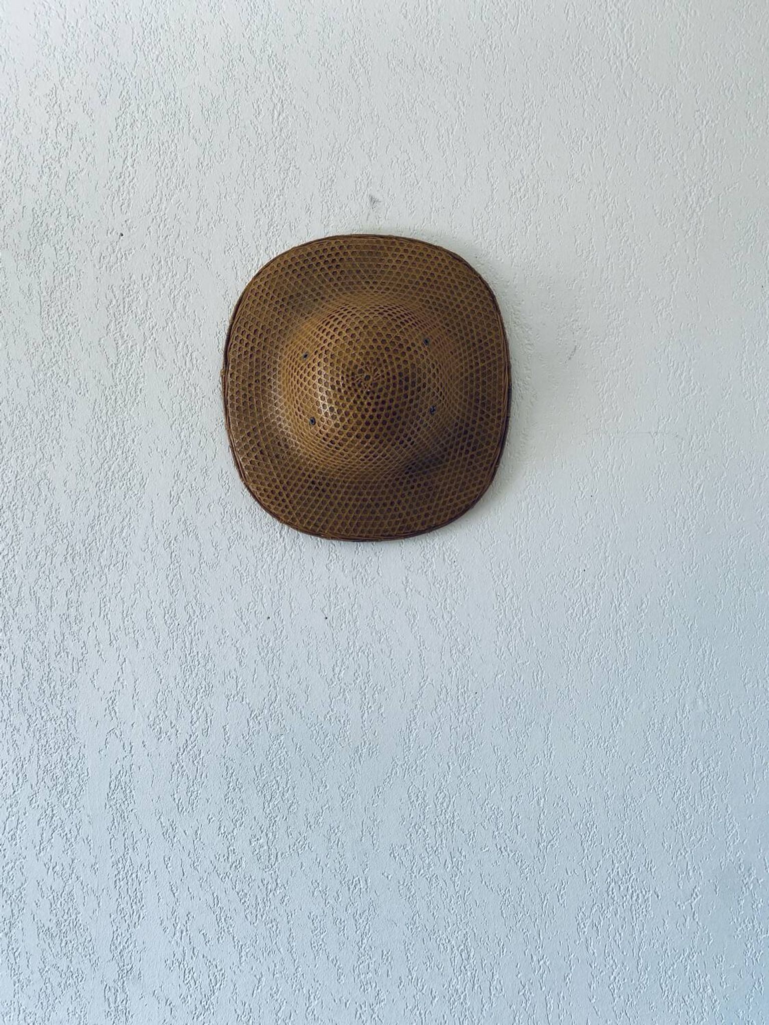 Ancien chapeau asiatique