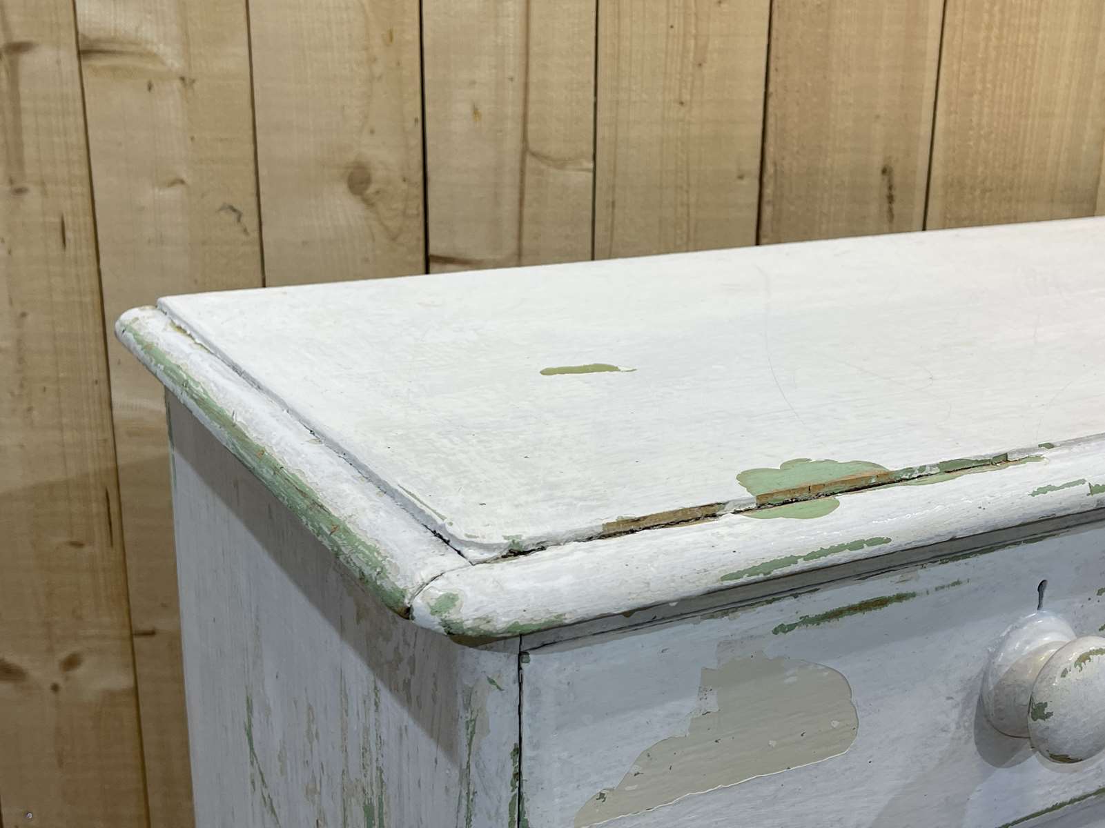 Victorian chest of drawers nineteenth in fir