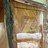 Armoire en  bois de rose