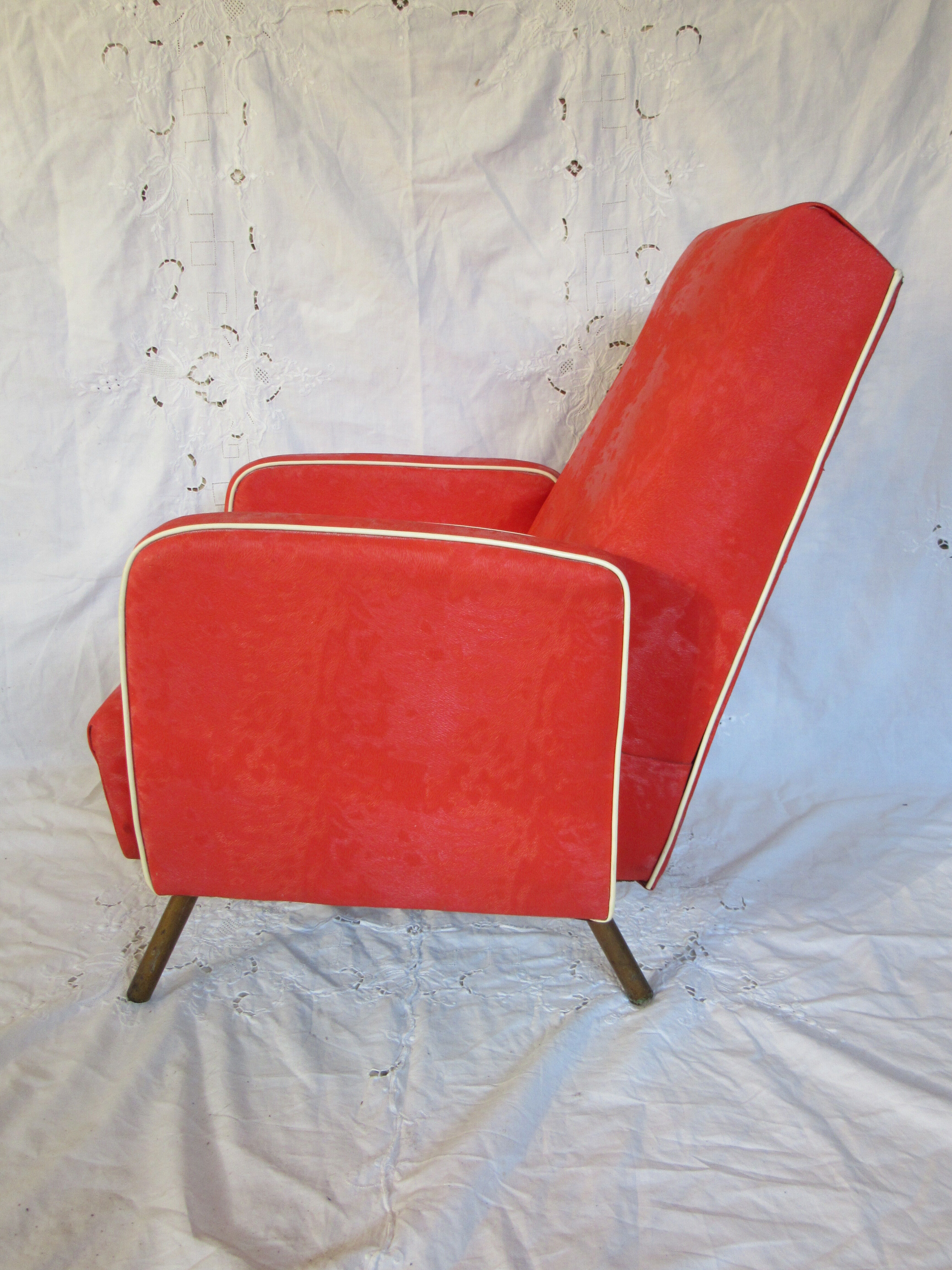 Fauteuil skaï vintage enfant