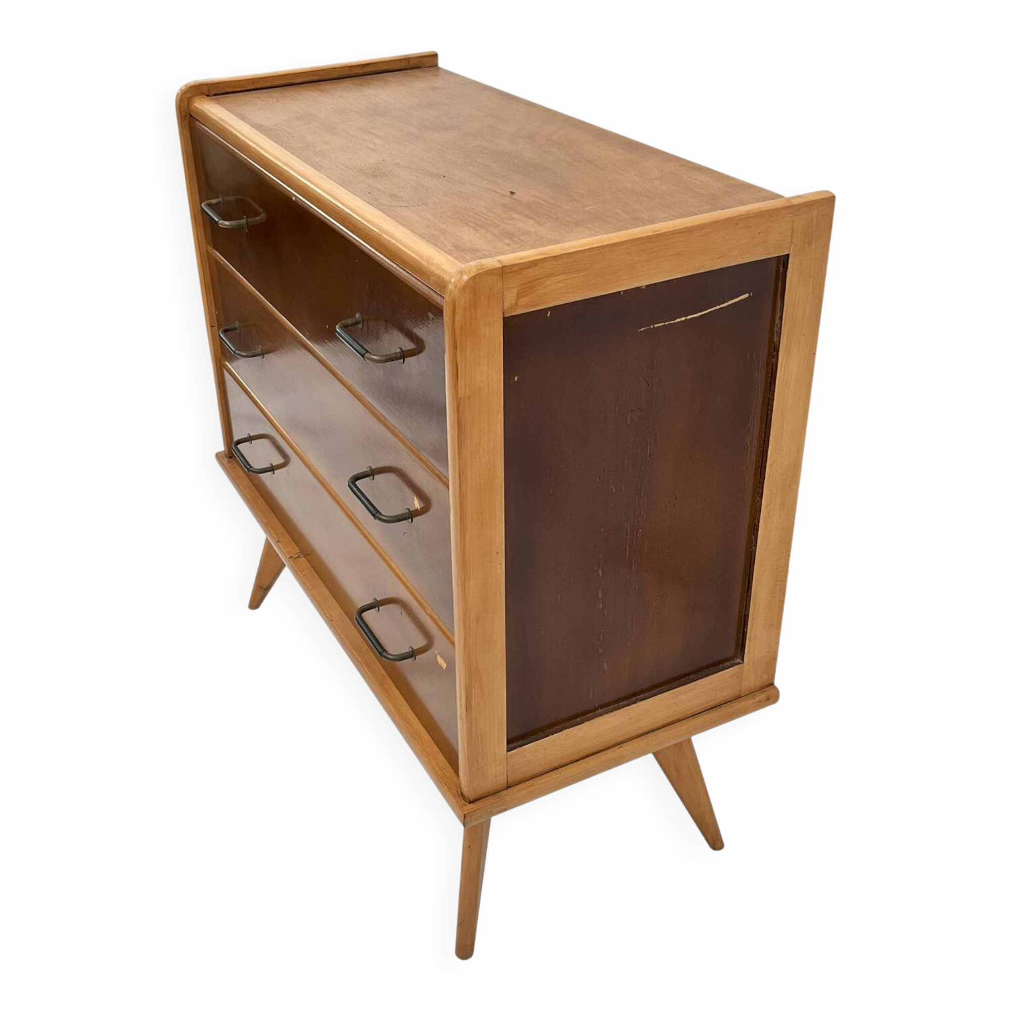 Commode en bois au style scandinave