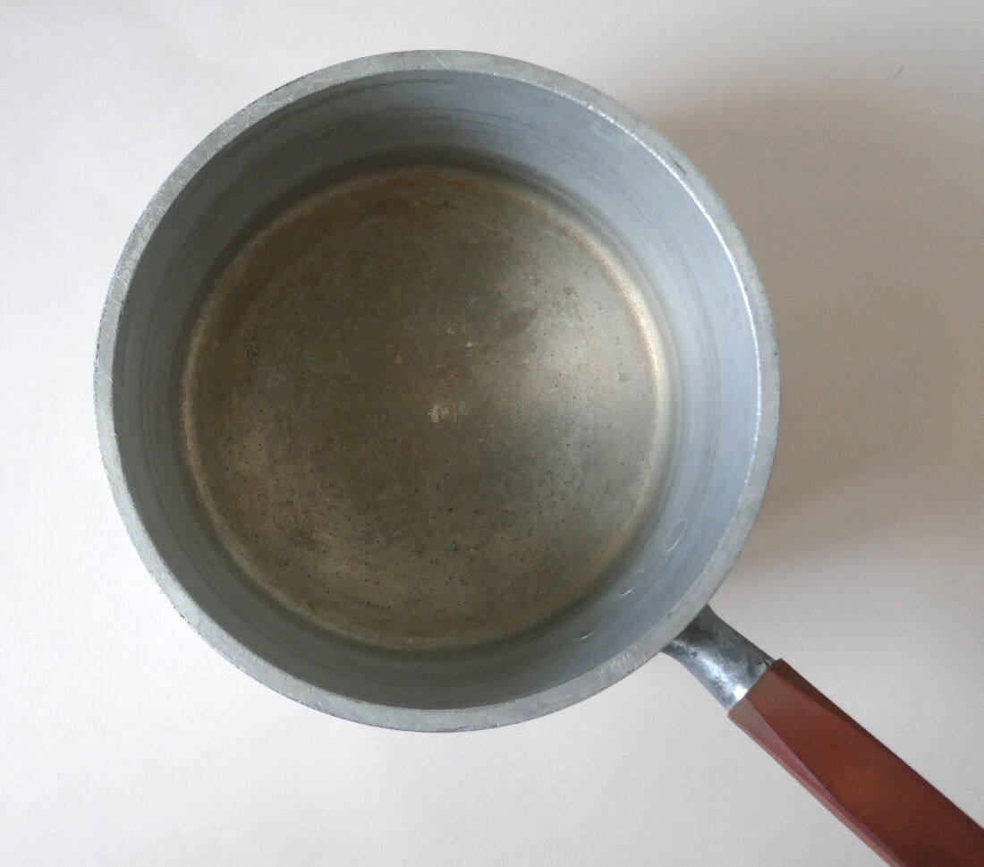 Pure aluminum saucepan Tournus Unis France 50s