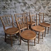 Set of 6 Fischel bentwood bistro chairs, Czechoslovakia, circa 1930–1950.