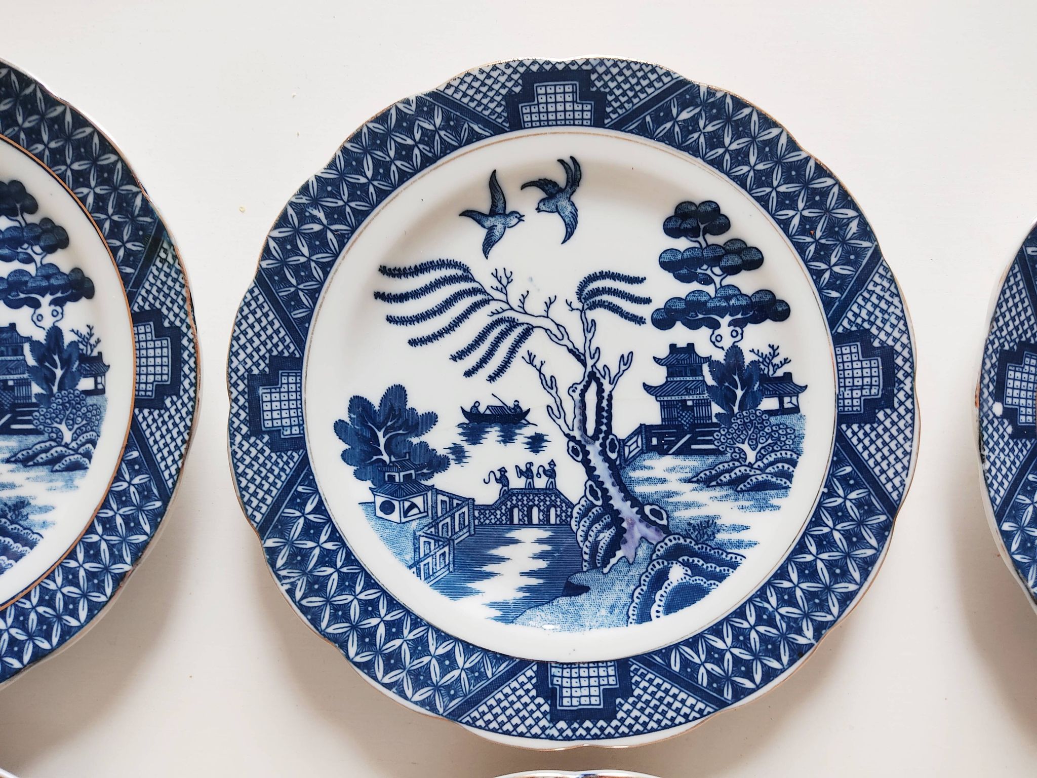 Set of 6 English porcelain dessert plates